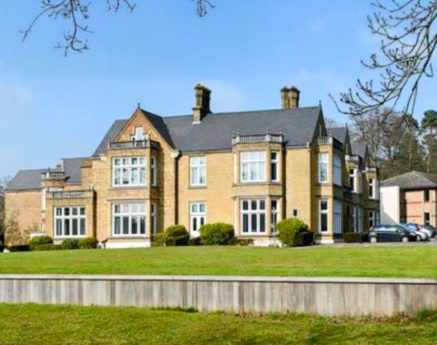 Lily Hill House & Court